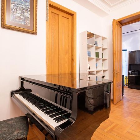 Center 4 You Hotel Tbilisi ภายนอก รูปภาพ