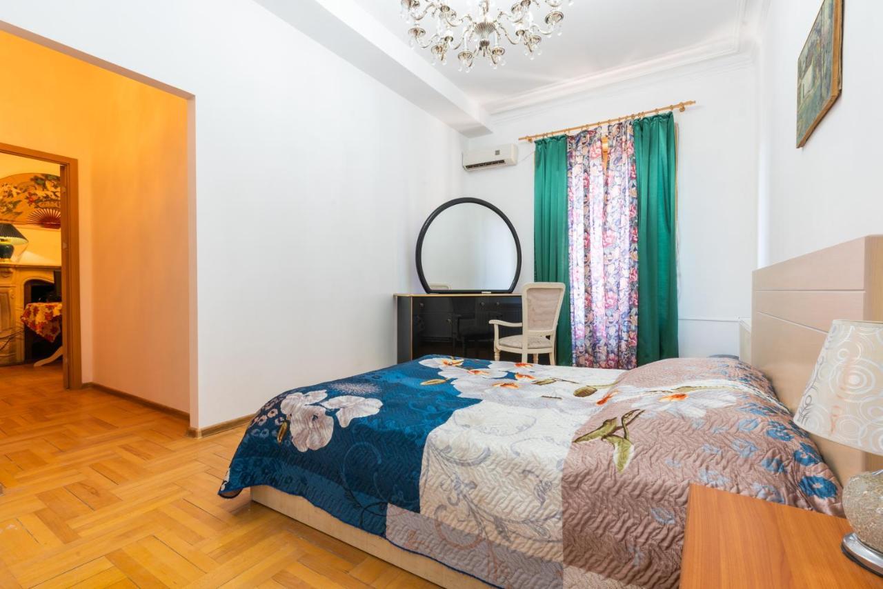 Center 4 You Hotel Tbilisi ภายนอก รูปภาพ