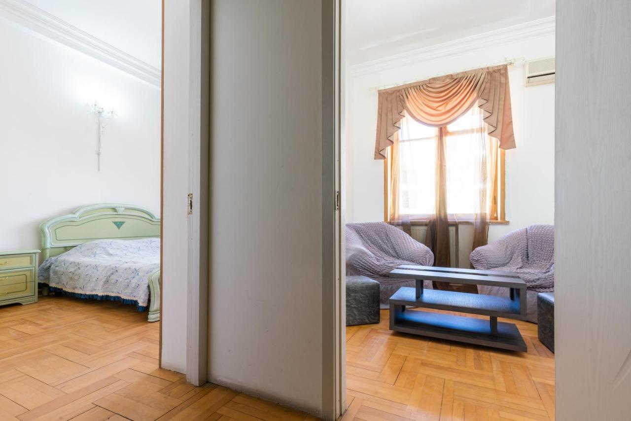 Center 4 You Hotel Tbilisi ภายนอก รูปภาพ